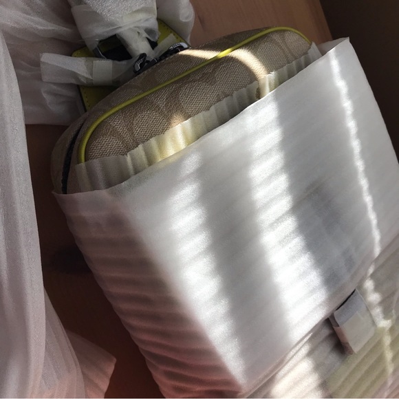 🥰 Coach Track Pack In Signature Canvas  Lime Khaki - Picture 11 of 11